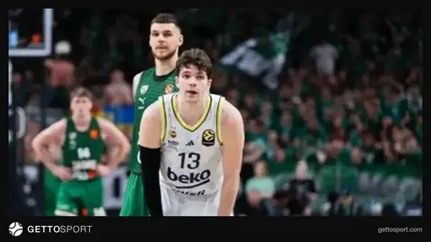 Tarik Biberovic Dallas Maveriks forması ilə məşqdə Makao