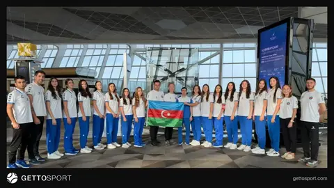 Azərbaycan 20 yaşadək voleybolçu qızların millisi avtobusla yola düşür