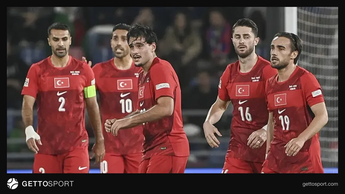 A Milli Takım oyuncuları antrenmanda veya maç sırasında.