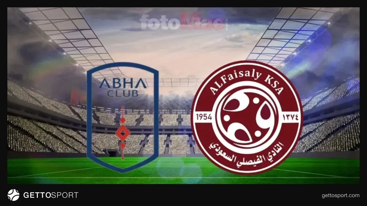 Abha ve Al-Faisaly oyuncuları sahada maç öncesi ısınırken