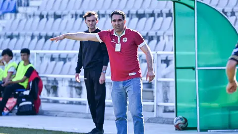 AFFA loqosu və futbolda qırmızı vərəqə