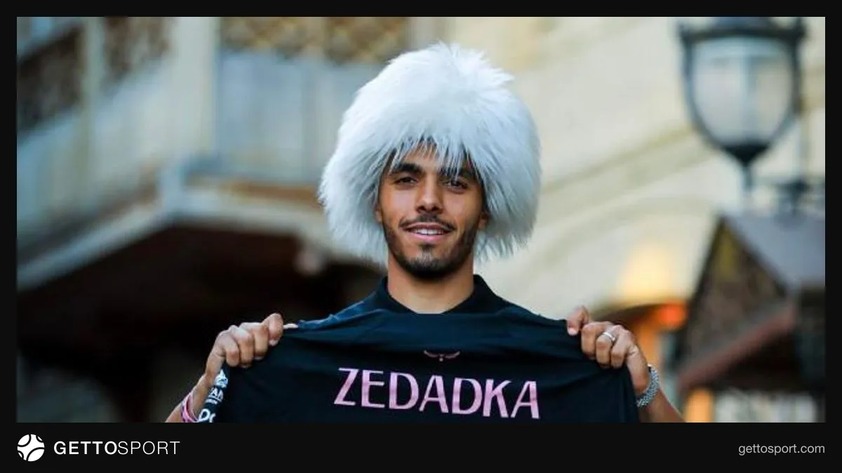 Akim Zedadka topa nəzarət edərkən “Sabah”ın formasında