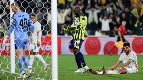 Fenerbahçe ile Alanyaspor arasında oynanan maçtan genel görüntü