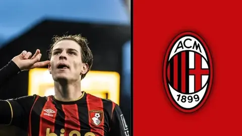 Aleks Skott Bournemouth formasıyla top süren anı