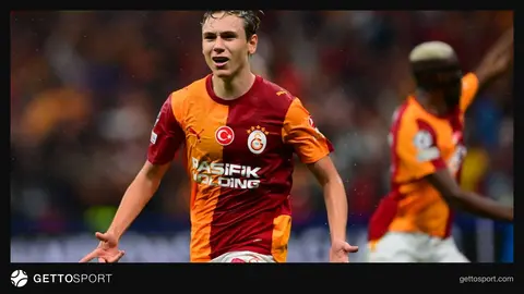 Aleksey Batrakov gol sevinci formasıyla