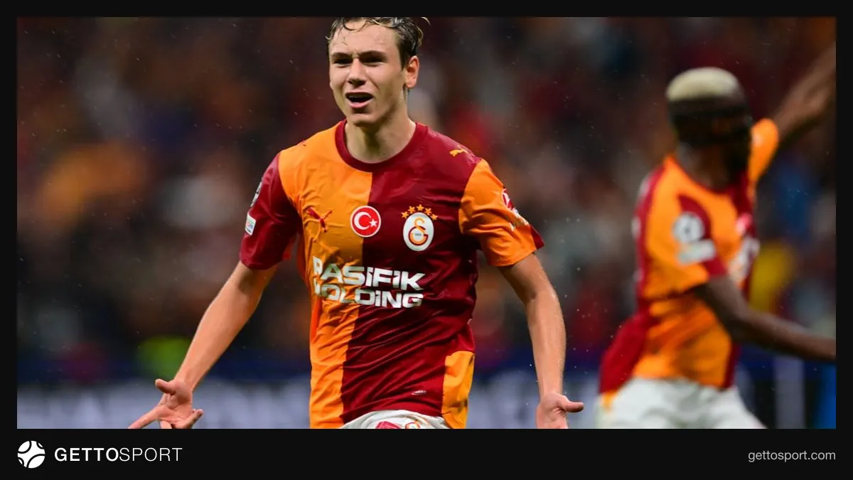 Aleksey Batrakov gol sevinci formasıyla