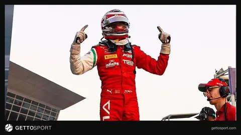 PREMA Racing aracıyla pistte yarışan Alp Aksoy