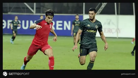 Amil Yunanov mətbuat konfransında və ya oyundan sonra müsahibə verərkən