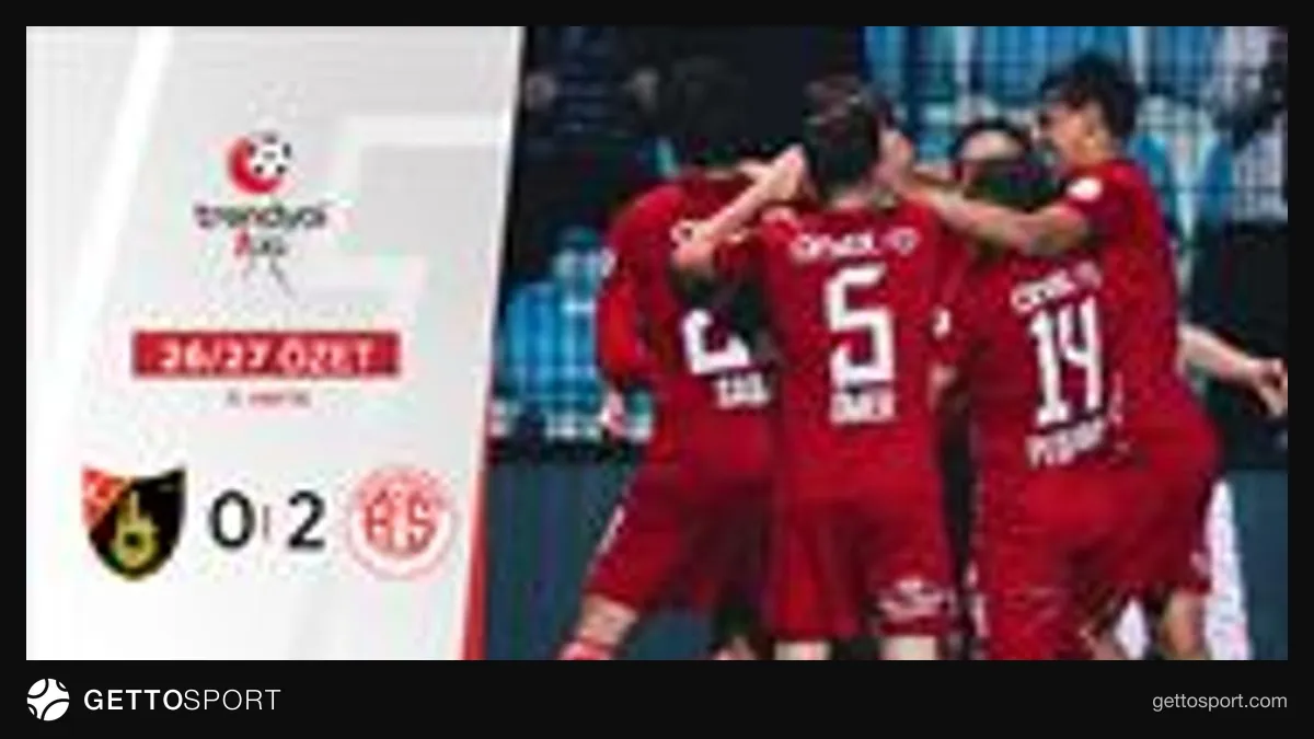 Antalyaspor oyuncuları gol sevinci ve maç anları