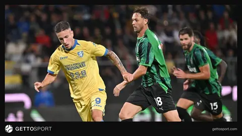 Antonio Raimondo gol sevinci, Frosinone formasıyla
