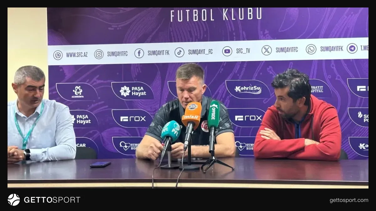 Araz-Naxçıvan baş məşqçisi Yiri Maksimov mətbuat konfransında