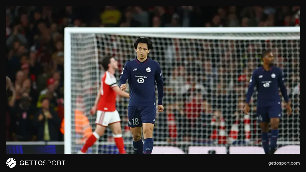 Arsenal oyuncuları gol sonrası sevinç yaşarken