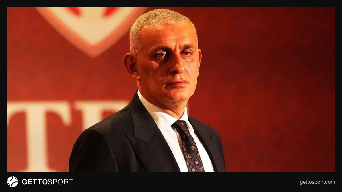 Attila Gökçe yazı yazarken görüntüsü veya TFF Başkanı İbrahim Hacıosmanoğlu'nun portresi