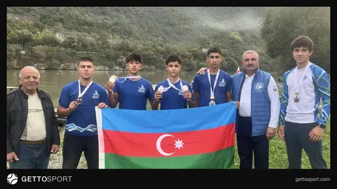 Azərbaycan kayak və kanoeçiləri Mtsxetada medallağızdakı an