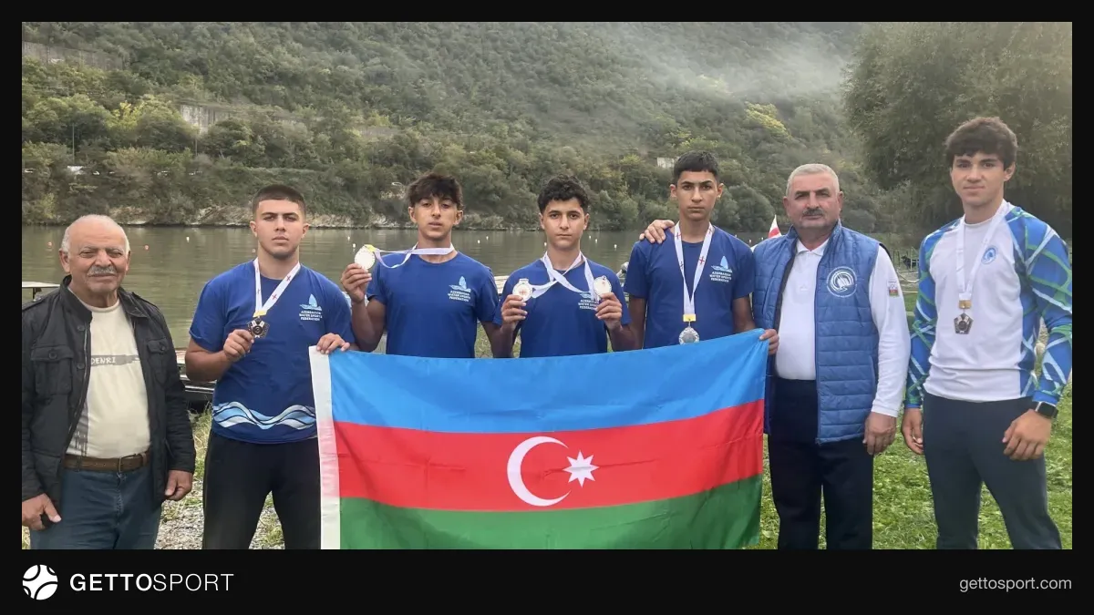 Azərbaycan kayak və kanoeçiləri Mtsxetada medallağızdakı an