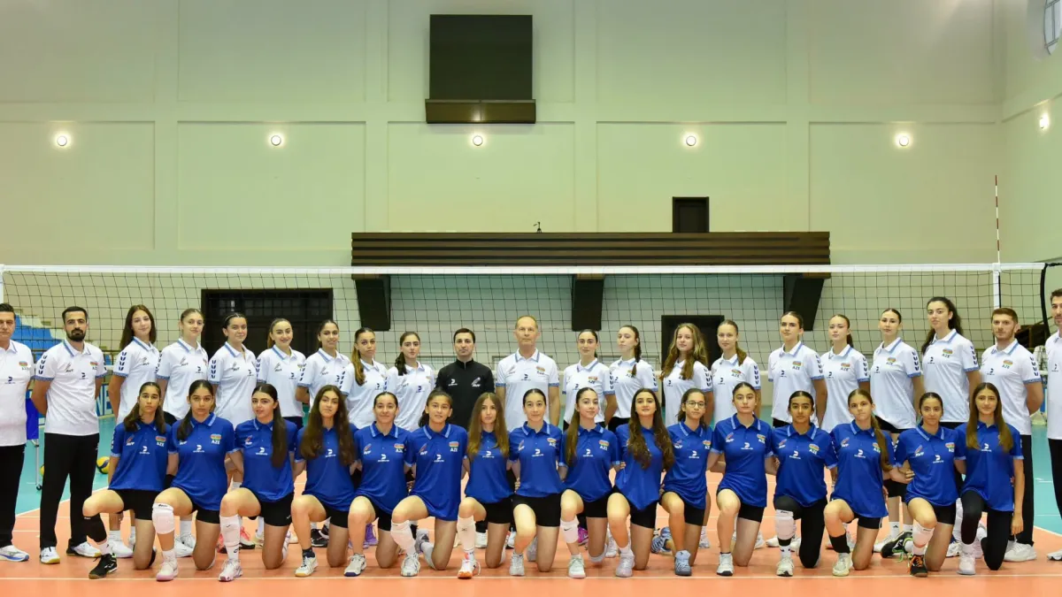 Azərbaycan U-20 voleybolçu qızlar komandası Rustavida Polşaya qarşı oyun üçün