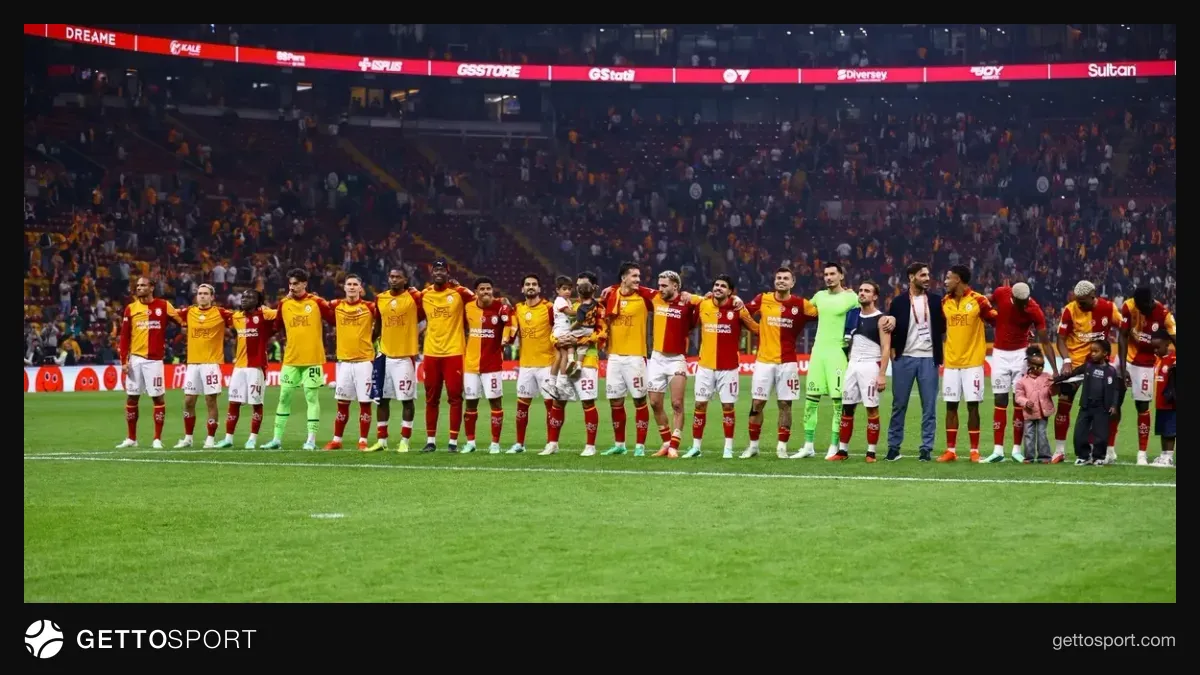 Galatasaray taraftarları ve stadyum, bilet satış duyurusu