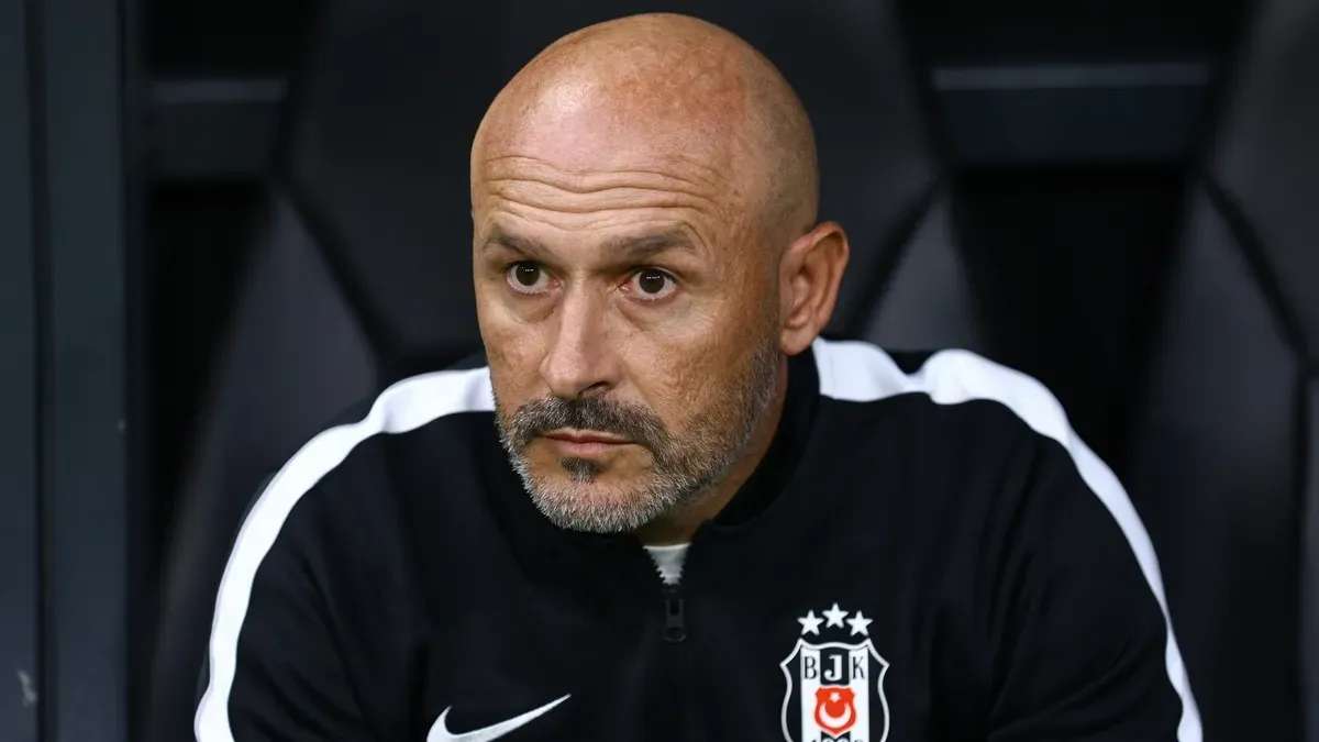 Beşiktaş taraftarları ve Tüpraş Stadyumu önünden maç atmosferi