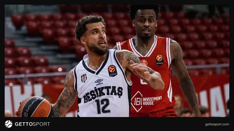 Beşiktaş ve Hapoel IBI oyuncuları Arena 8888 Sofia'da maç sırasında