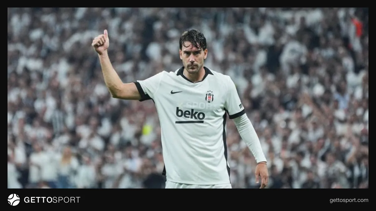 Beşiktaş futbol komandasının məşqindən görüntü