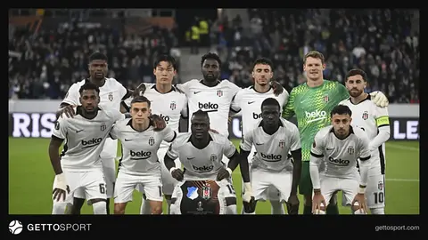 Beşiktaşlı futbolcular Hoffenheim karşısında sevinç yaşarken takım görüntüsü