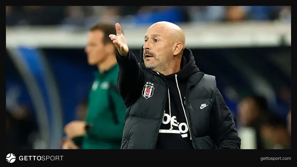 Beşiktaş oyuncuları maç sırasında saldırı veya mücadele anı