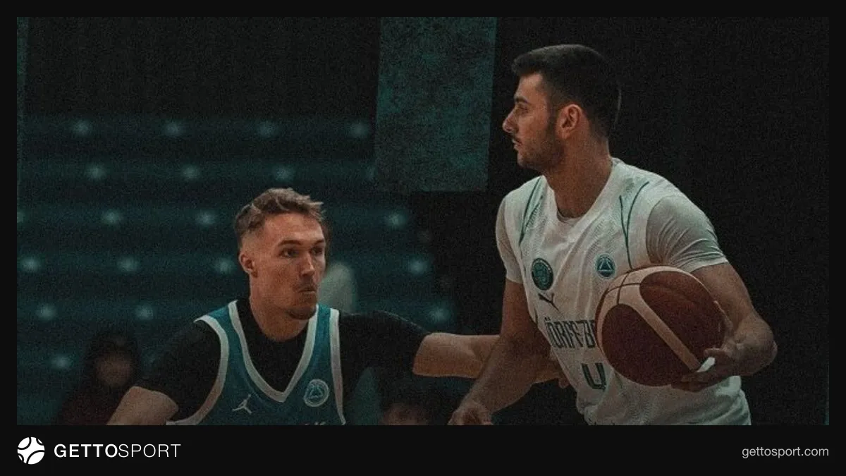 Kalevi salonunda Bigbank/Kalev ile Biotekno Körfez Basket maçından bir an