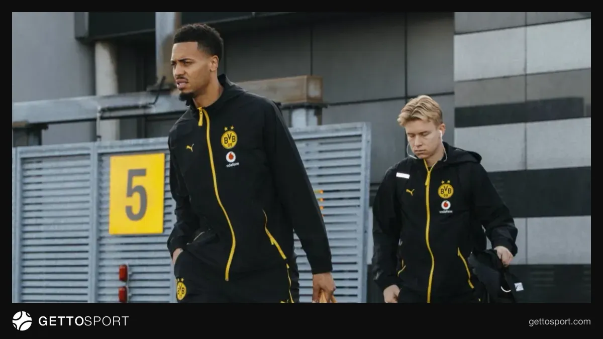 Borussiya futbolçuları təyyarəyə minir və ya Dortmund təyyarəsi aerodromda
