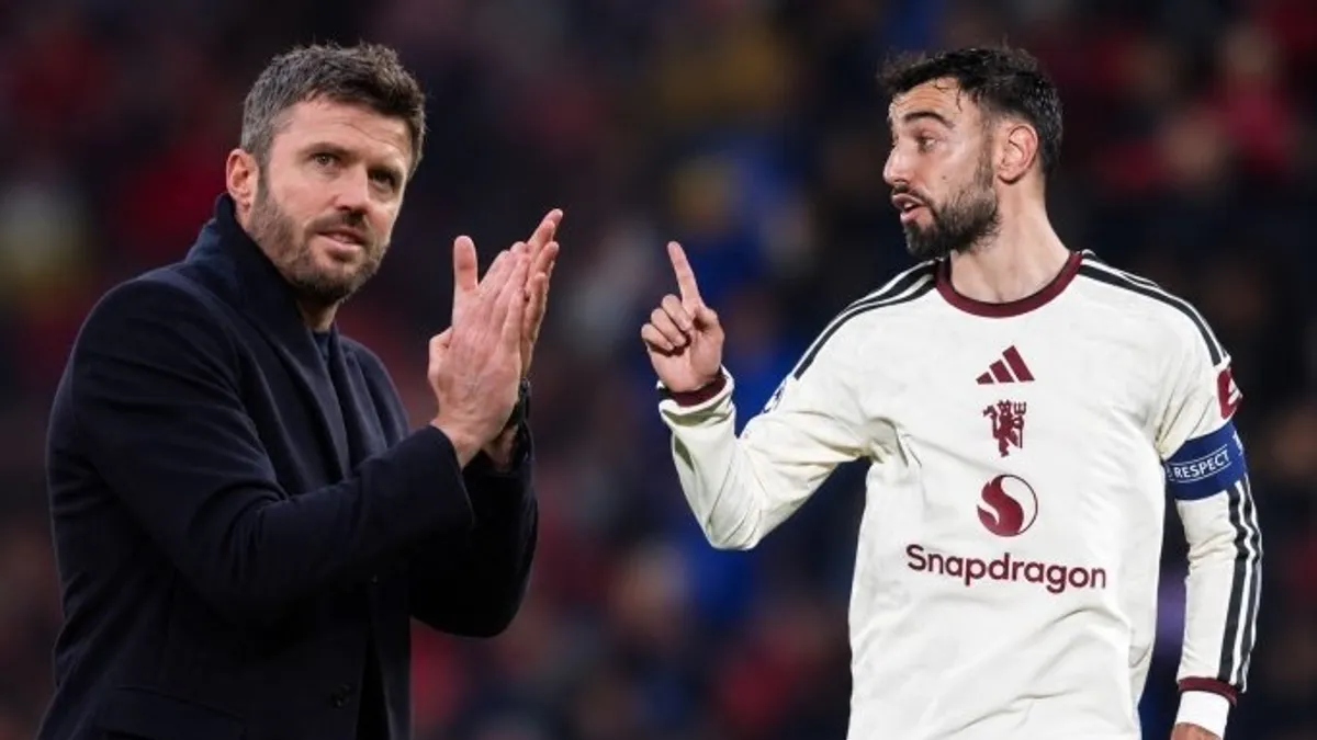 Bruno Fernandes ve Michael Carrick antrenman tesisinde konuşurken