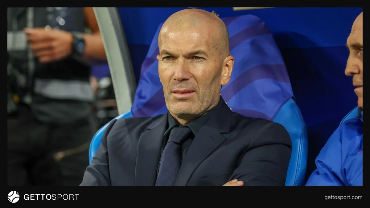 Eduardo Camavinga Real Madrid formasını giyerken sahada mücadele ederken