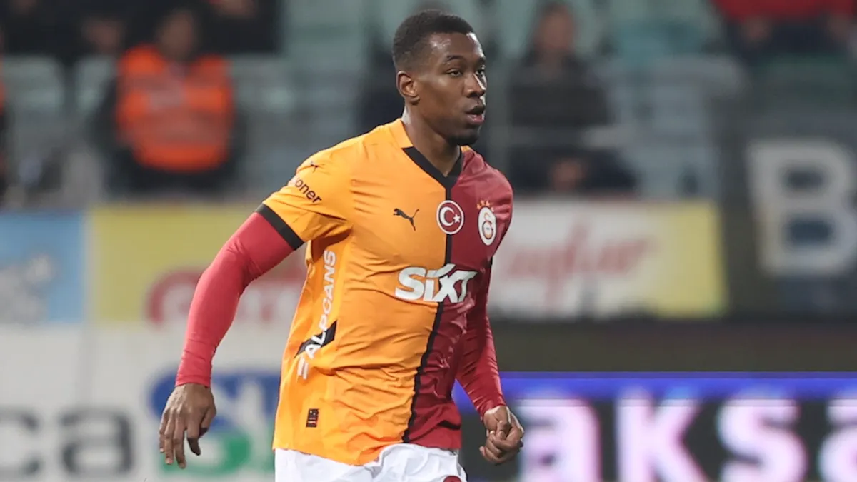 Carlos Cuesta Galatasaray formasıyla sahada