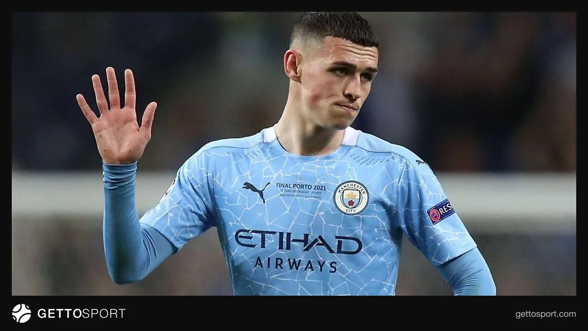 Çempionlar Liqası oyununda qol vuran futbolçu