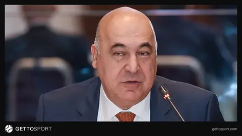 Çingiz Abdullayev müsahibədə danışarkən