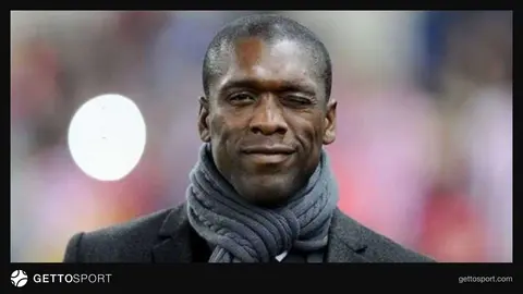 Clarence Seedorf takım formasıyla basın toplantısında