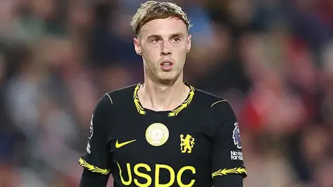 Cole Palmer Chelsea formasıyla imza atarken