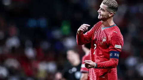 Serdar Ali Çelikler canlı yayında konuşurken Cristiano Ronaldo fotoğrafı