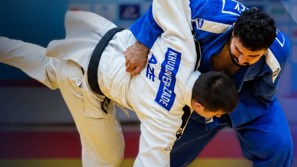 Sumqayıt Olimpiya İdman Kompleksində cüdo matçı görüntüsü