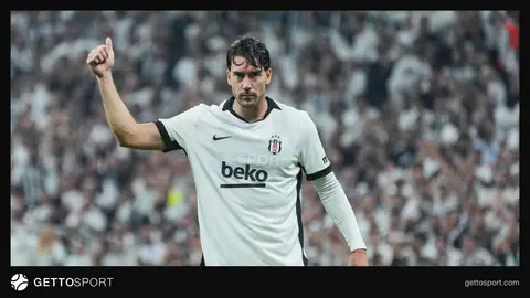 Darko Kovacevic basın açıklaması yaparken