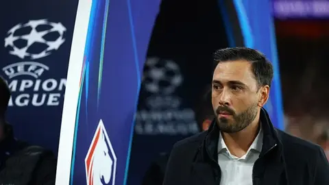 Davide Ancelotti basın toplantısında konuşurken görüntüsü