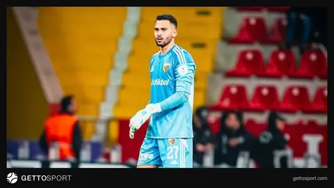 Deniz Dönmezer Kayserispor forması ilə məşqdə