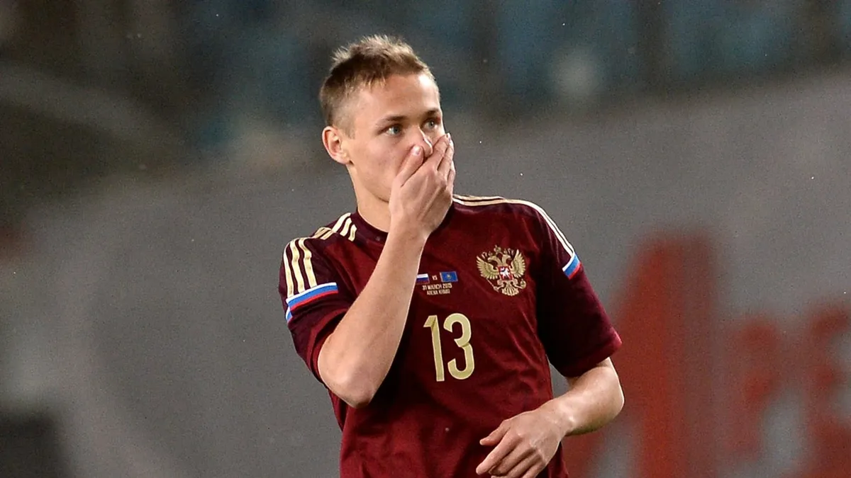 Dmitri Yefremov müsahibə verərkən