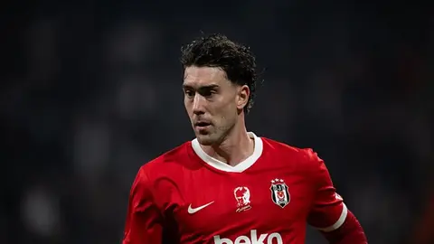 Beşiktaş formasıyla Dusan Vlahovic ve Oh yan yana düşünürken