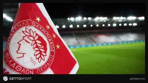 Əli İbrahimov Olimpiakos formasında yoxlanış zamanı