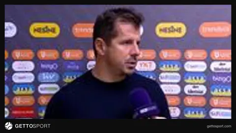 Emre Belözoğlu maç sonrasında açıklamalarda bulunurken