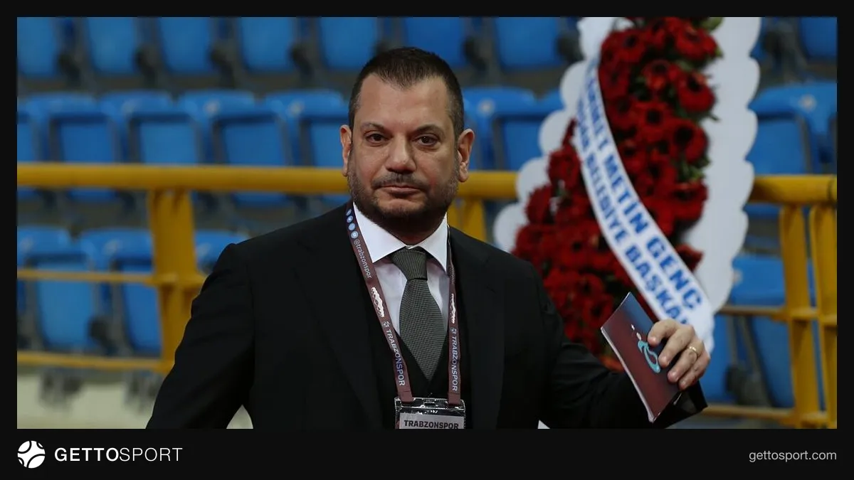 Ertuğrul Doğan konuşma yaparken veya basın açıklaması sırasında görüntüsü