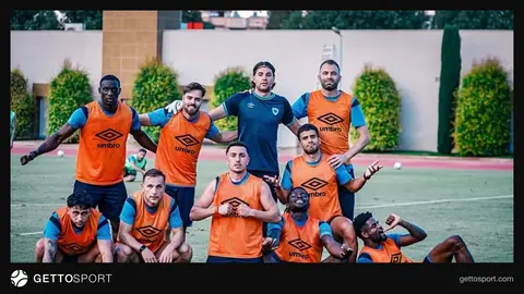 Erzurumspor FK oyuncuları ve teknik heyeti Belek kampında idman yaparken