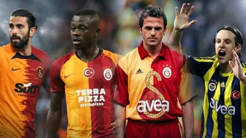 Eski futbolcular derbi öncesi açıklama yaparken stüdyo görüntüsü