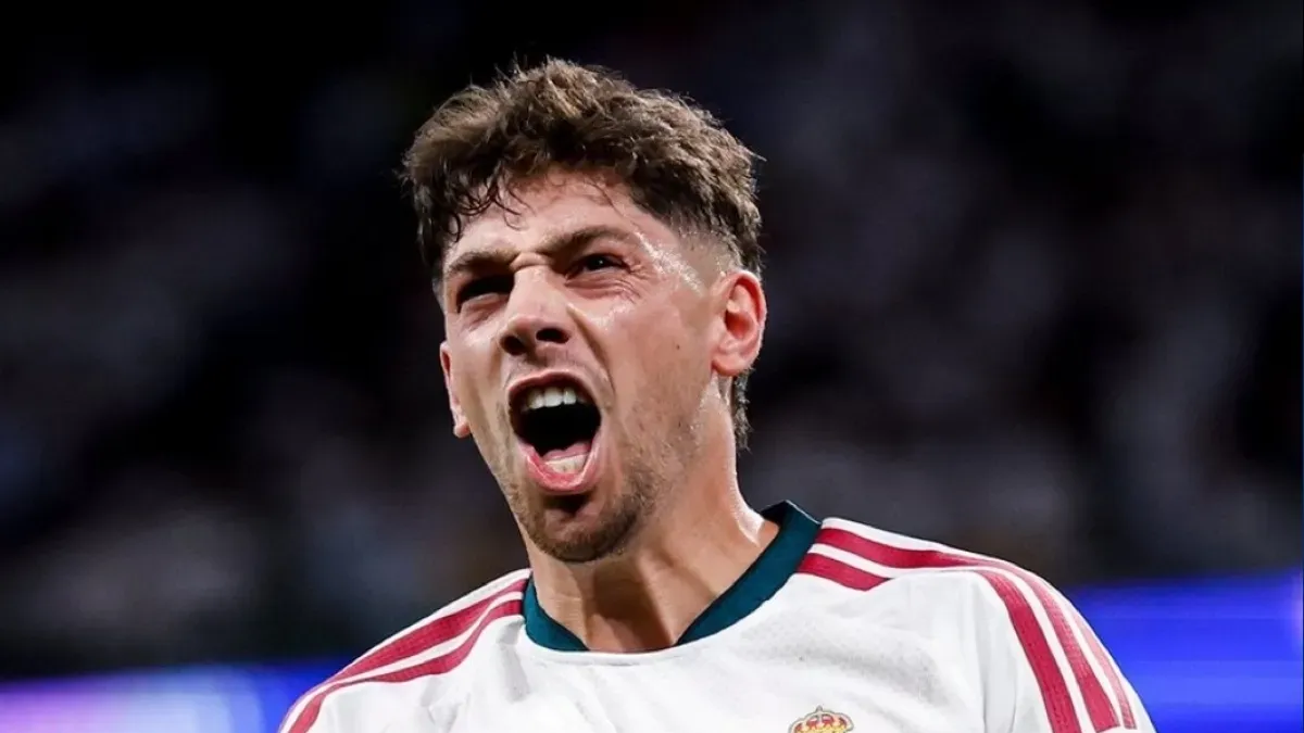Federiko Valverde məşqdə Real Madrid formanı geyinmiş halda