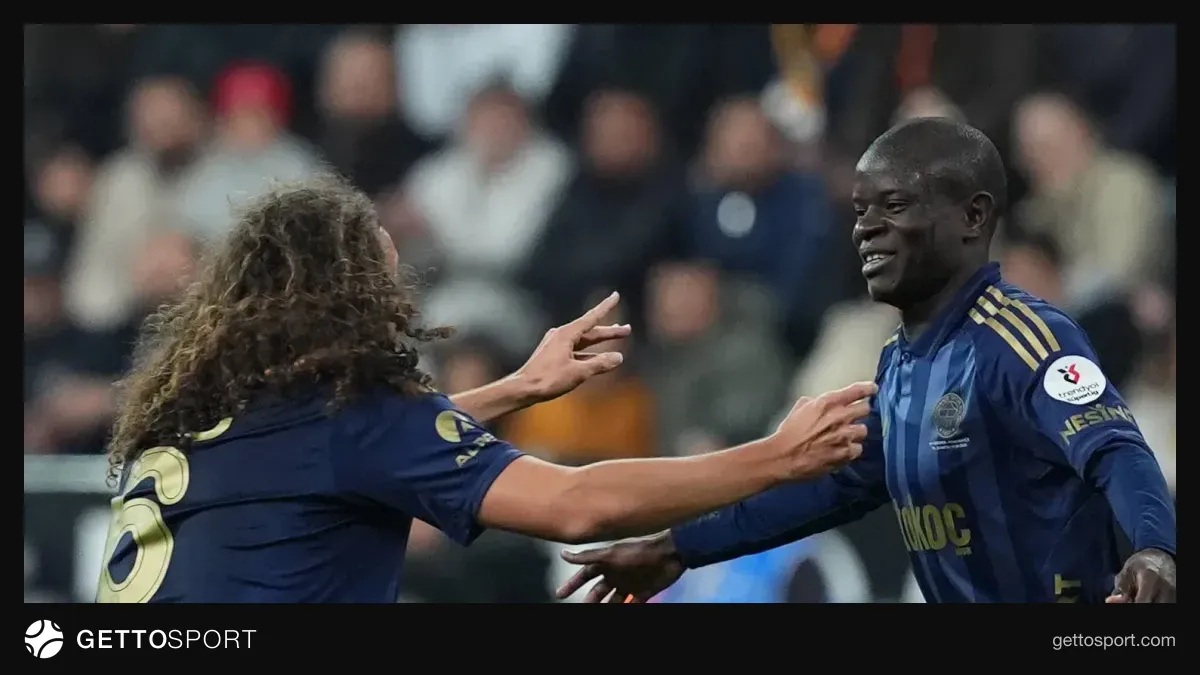 Fənərbağça futbolçuları məşqdə, Kante və Genduzi
