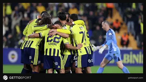 Fenerbahçe kalecisi Ederson maçta kurtarış yaparken